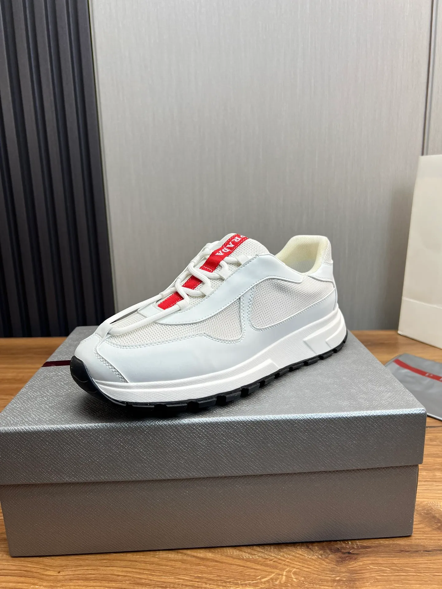 Men's shoes 💰540💰 [PRADA] Men's shoes are popular in the counter, official website is synchronized, 1 high-quality shipment ✔️Original fly-woven cowhide + cowhide lining, 1🆚1 replica, original sole, 38-45 (45 customized, non-refundable)